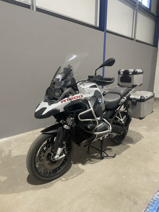 BMW GSA1200.