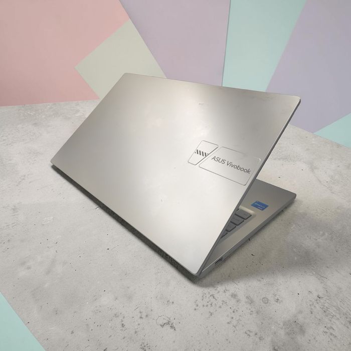 Na Lewara Laptop Asus VivoBook