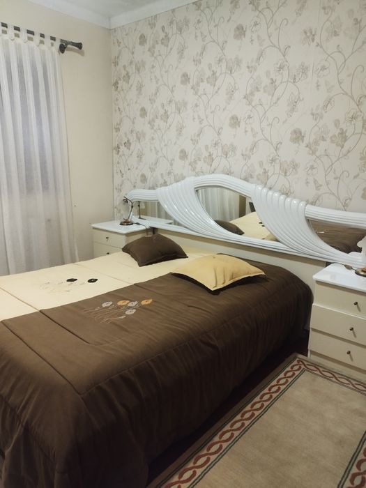 Moradia T4 +1 com terraço/quintal