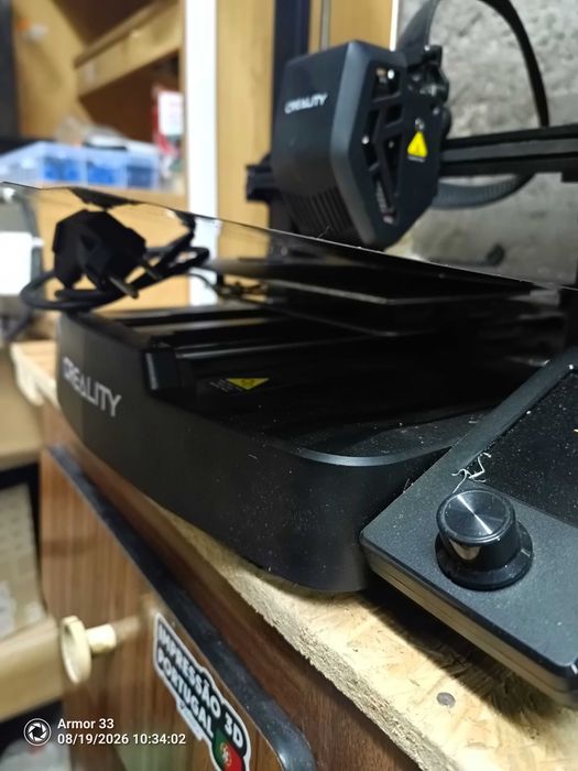 Impressora Ender 3 V3 SE Usada