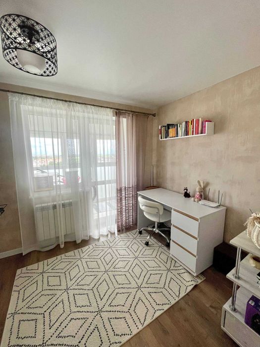 Продам простору дворівневу квартиру з сучасним ремонтом в новобудові.