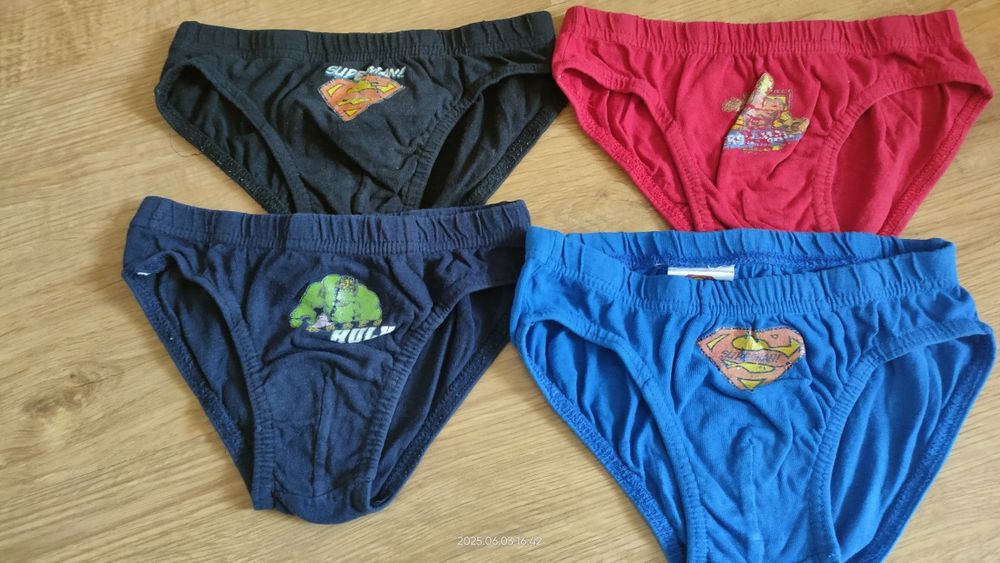 Majtki chłopięce 122/128 21szt