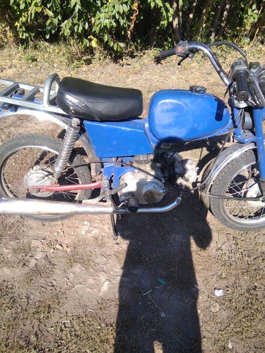 Продам мопед карпати