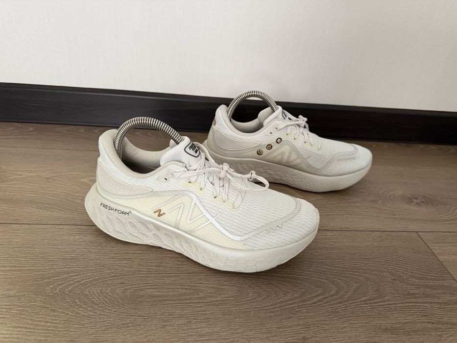 Кросівки для спорту New Balance 40.5-41 розмір