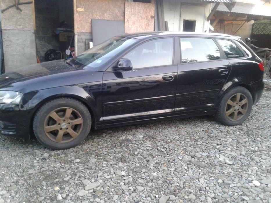 Absorber Przód pod Zderzak AUDI A3 8P FL LIFT od 2008r Duży Grill 5D S