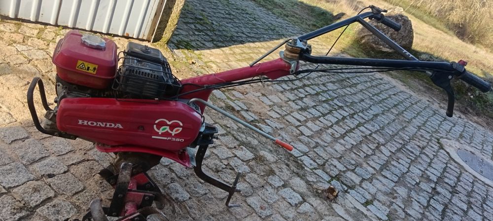 Moto enxada Honda F 360 semi nova