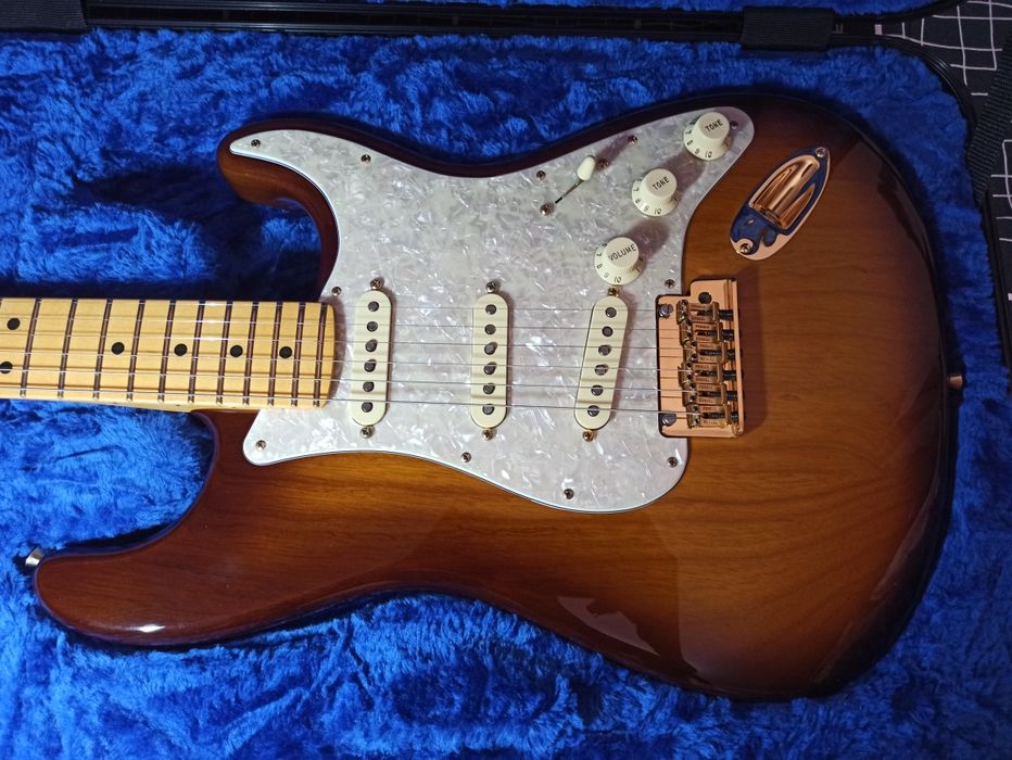 Fender American 75th Commemorative Stratocaster