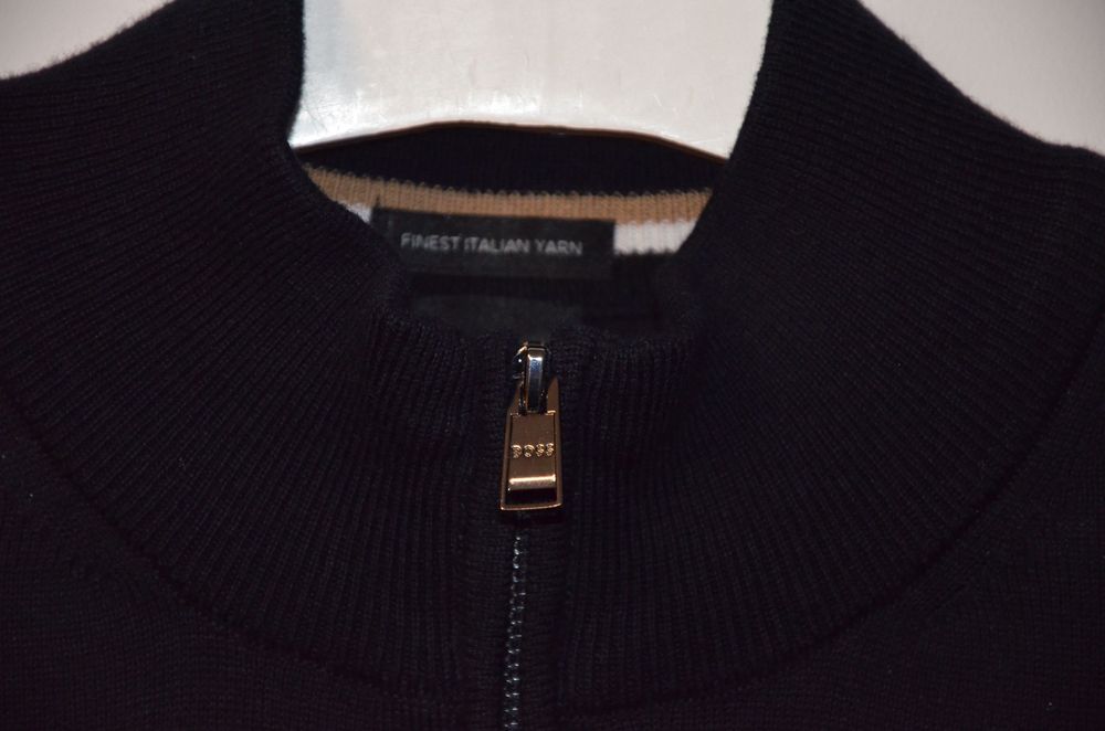 sweter męski Hugo Boss r. S ciemny granat