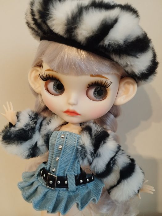 Łaka Blythe doll