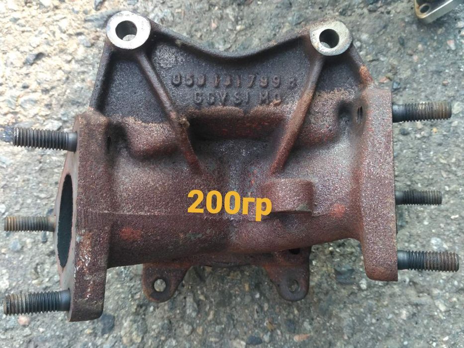 Задняя крышка колинвала, масляный насос, балансировочный вал А4В5  AYM