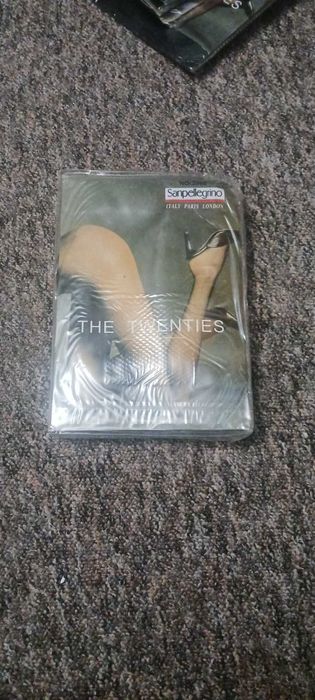 жіночі капрони в сіточку нові