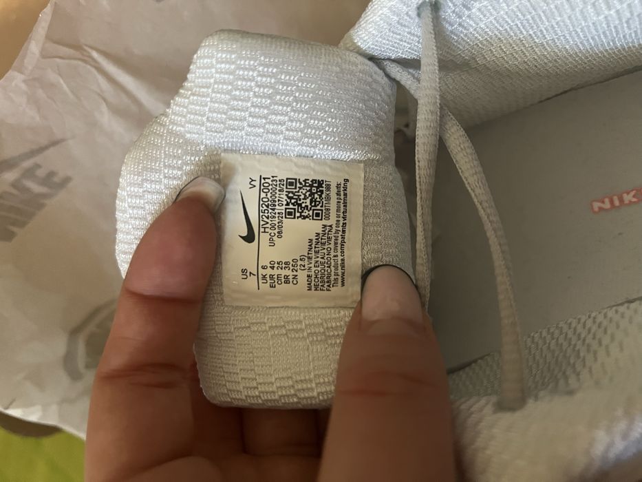 Кросівки  Nike Shox TL Metallic Platinum Pink Foam ,40 розмір