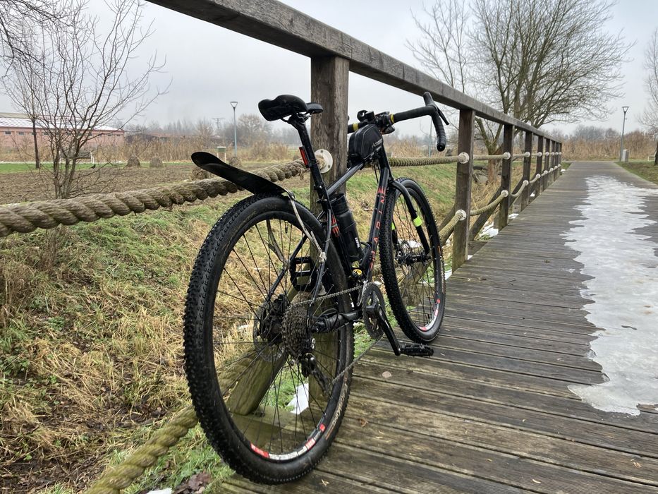 marin four corners2021, rozmiar M, dt swiss, raceking, stalowy gravel