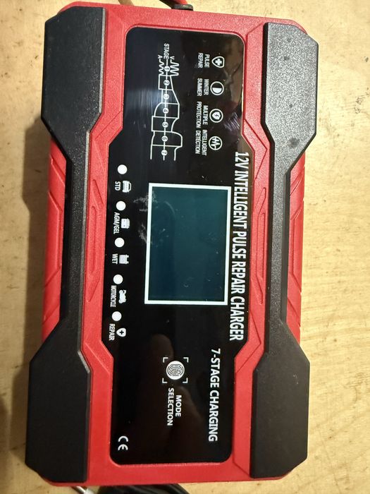 Prostownik 12V-10A 24v -5A
