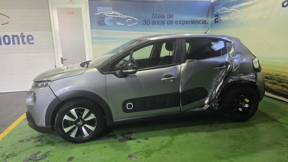 Citroen C3 1.2 PureTech - Salvado