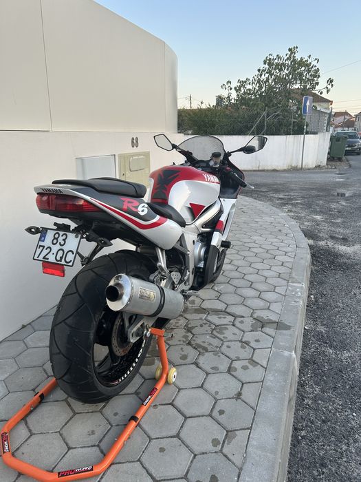 Yamaha YZF-R6 2000
