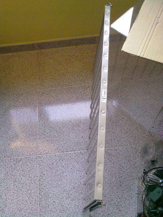 suporte extraivel calcas Ikea