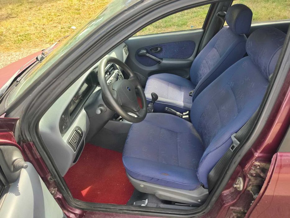 Fiat Palio Weekend 1.2 Gasolina