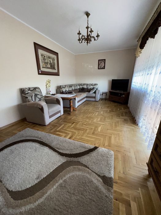 Mieszkanie w centrum, 2 pokoje na 2 pietrze - Widok 2