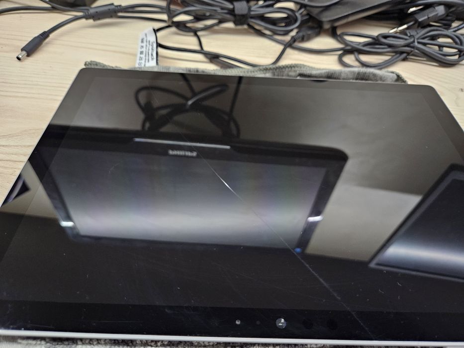 Microsoft Surface PRO 6 i7-8650U/16Gb/ SSD 512Gb m.2 nvme/12.3" 2736x1824 IPS