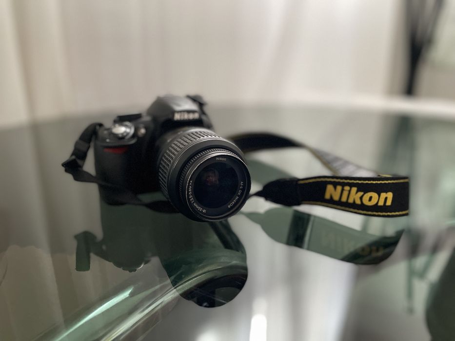 Nikon D3100 + bolsa de transporte