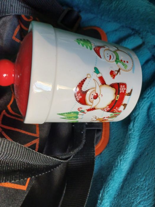 Pote isolante natalício