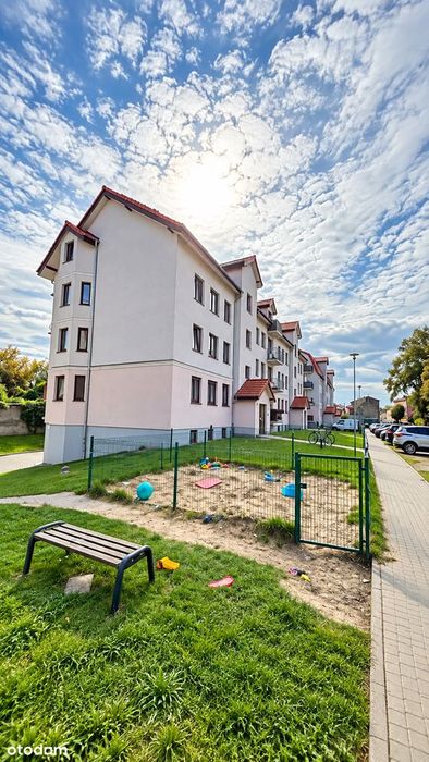 Bardzo ładne 2 pok. Mieszkanie w bloku z 2013r.Centrum zamknięty teren