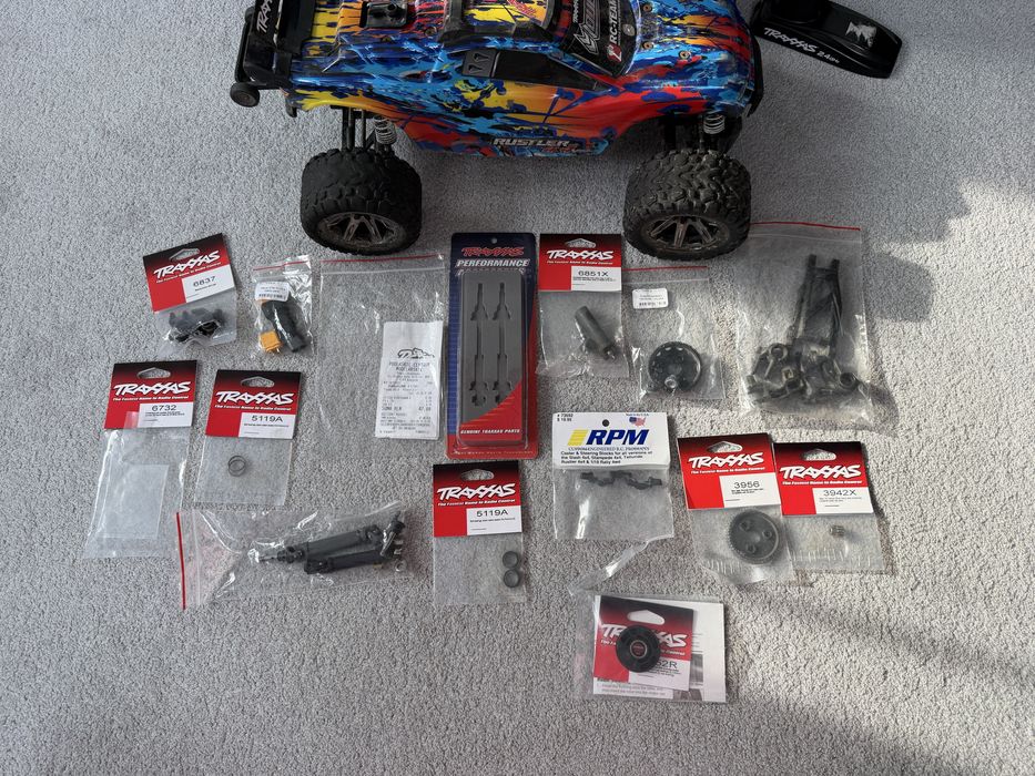 Model rc traxxas rustler 4x4 vxl