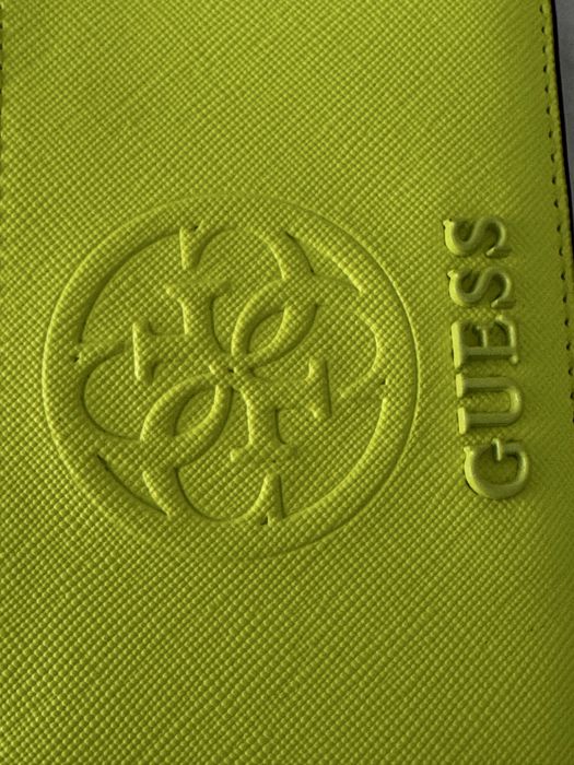 GUESS- Porta moedas e cartões