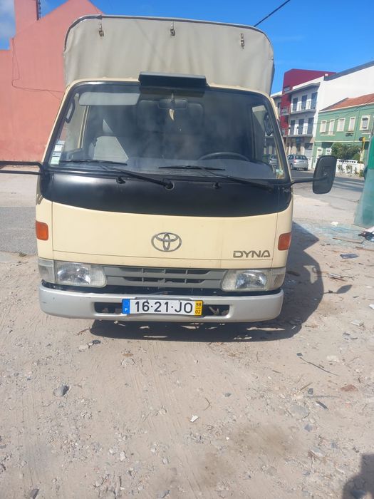 Carrinha Toyota Dyna 150