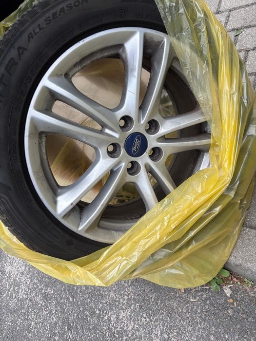 Felgi 17 cali 5x108  + Opony wielosezonowe