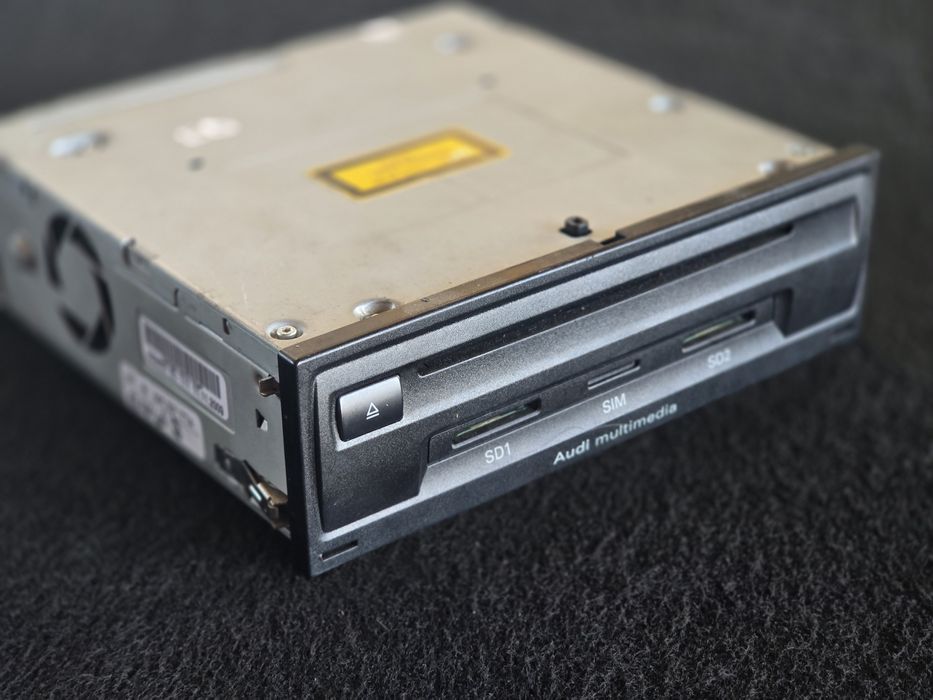 Centralina MMI 3G Multimedia SD1 SD2 SIM  Audi a8 D3 a6 C6  2003- EPC