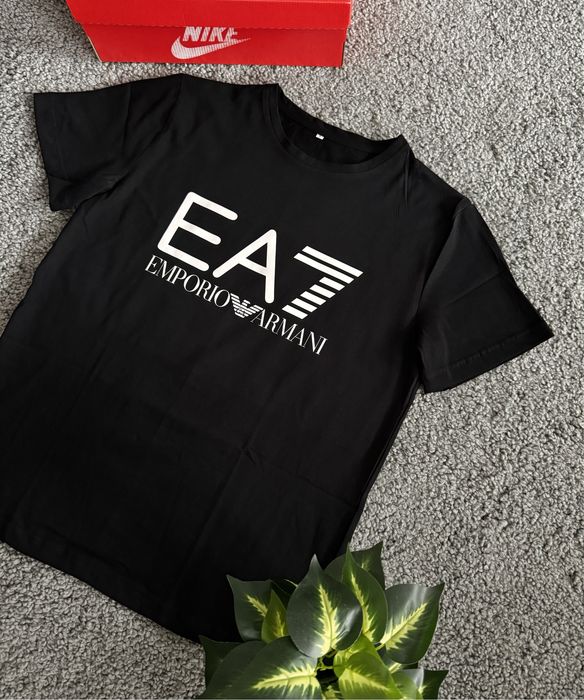 Футболка EMPORIO ARMANI / EA7 / Футболка Армані / Armani Exchange