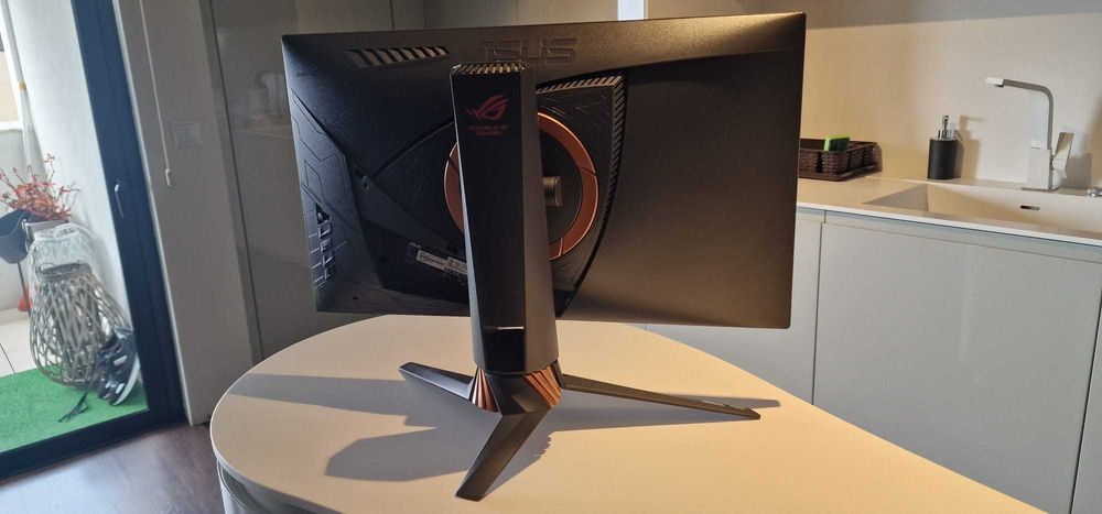 Monitor Asus PG258Q (240Hz)