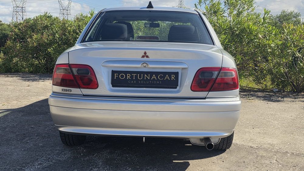Mitsubishi Carisma