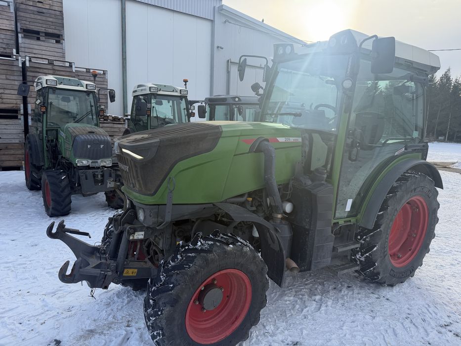 Fendt 209F GEN 3 sadowniczy TUZ setting 2 sadownik