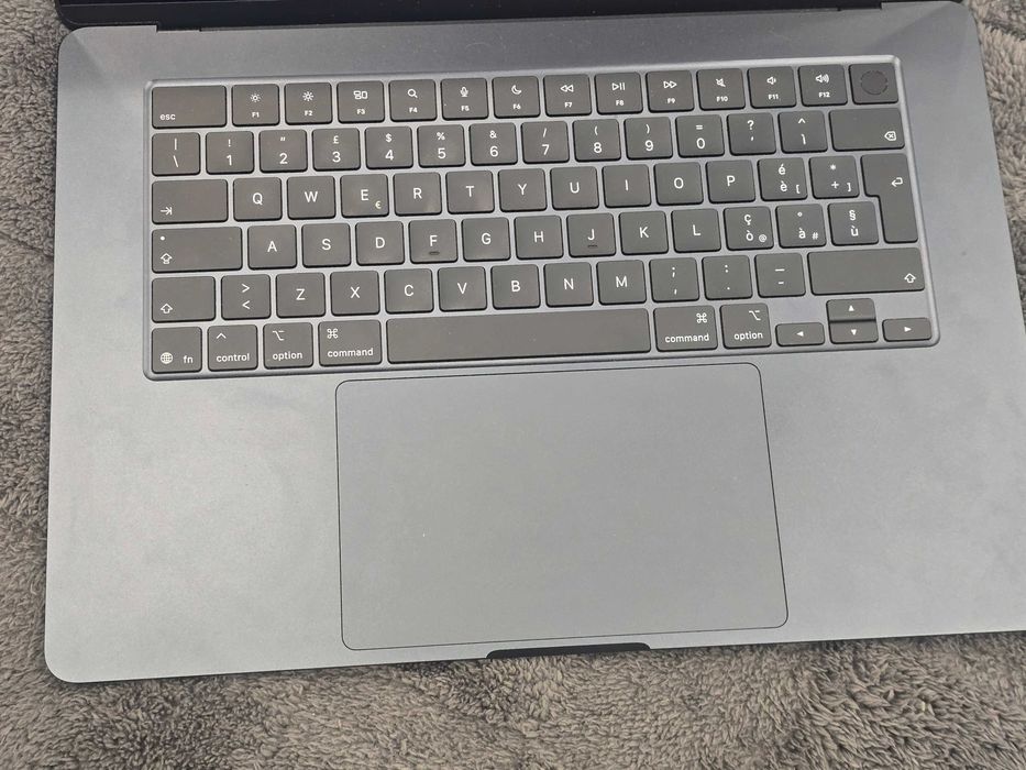 MacBook Air 15" M4 (A3241)  Midnight , заблокований ,icloud lock , донор