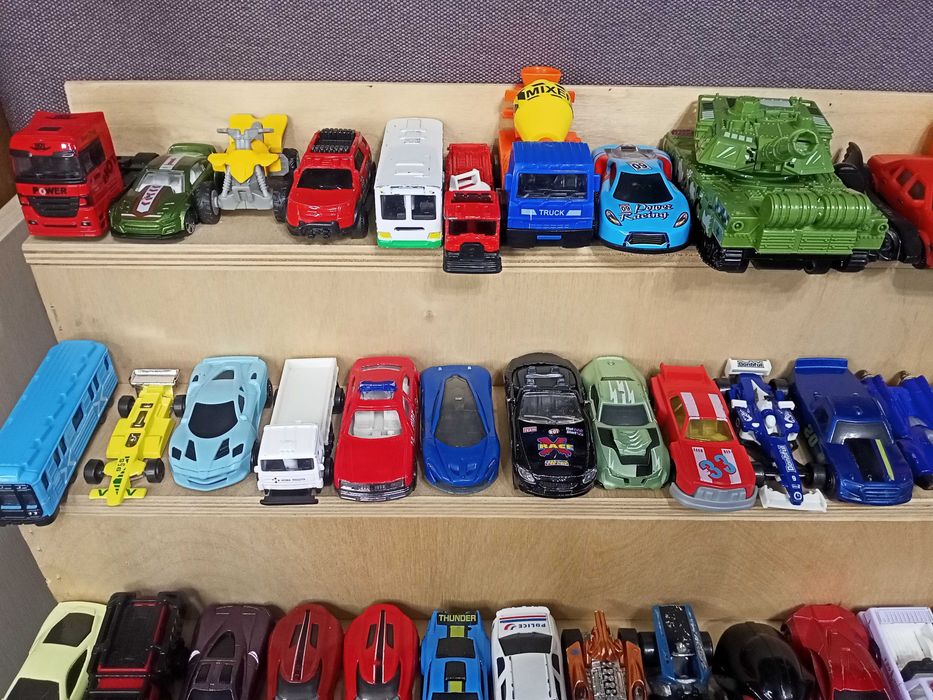 Модельки различных машин