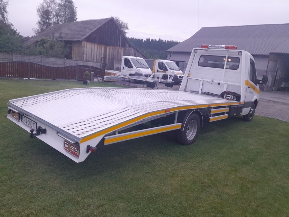 najazd zabudowa platforma  auto laweta producent