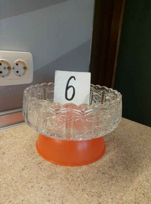 Хрустальные конфетницы - лодочки.