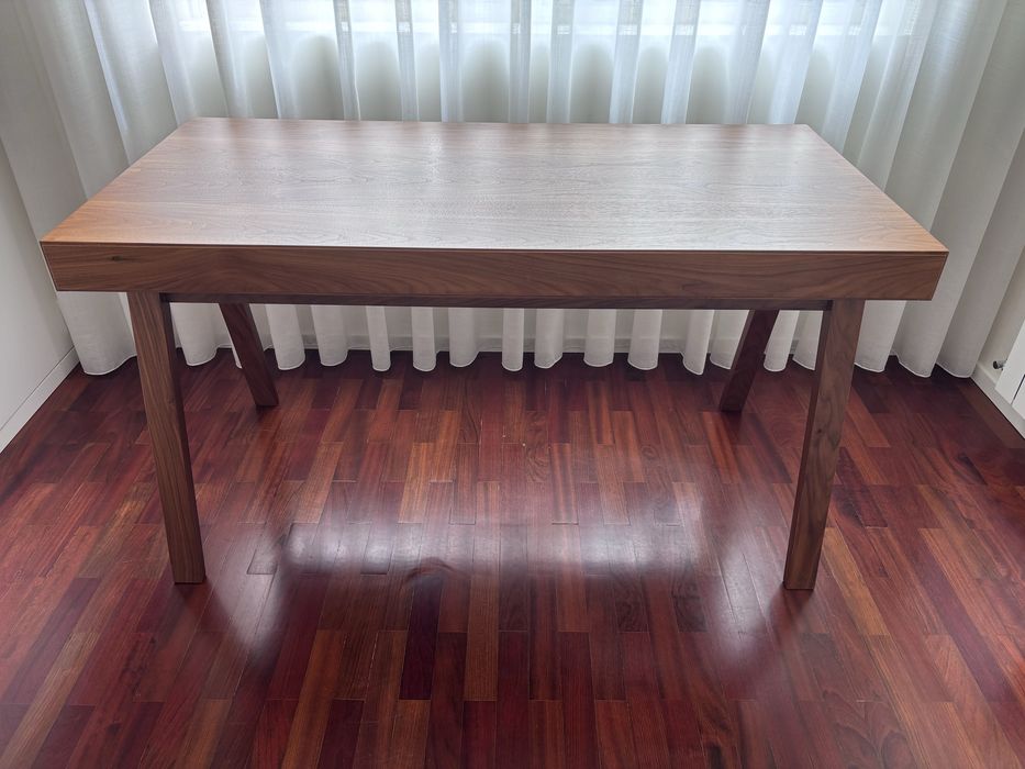 Secretária de Design Escandinavo EMKO 4.9 em Nogueira