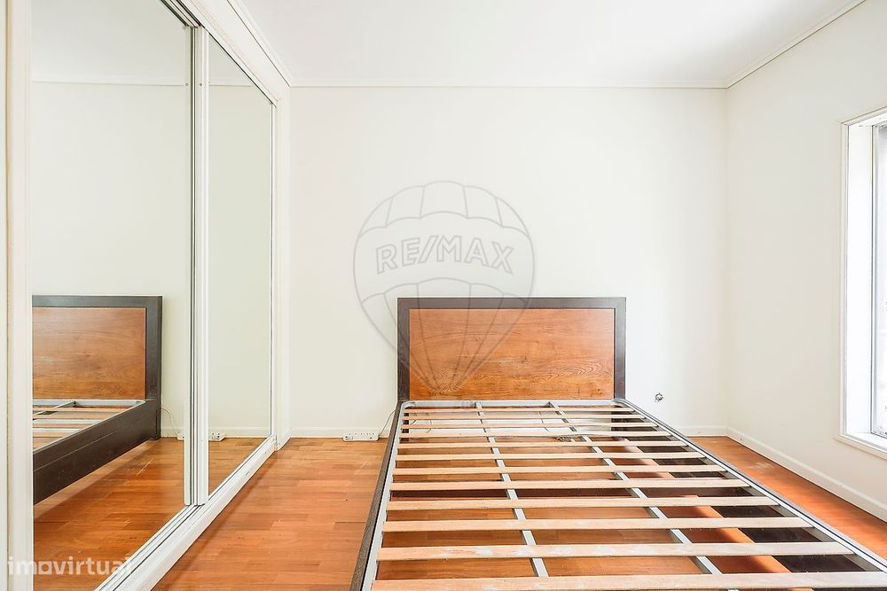 Apartamento T4 para arrendamento