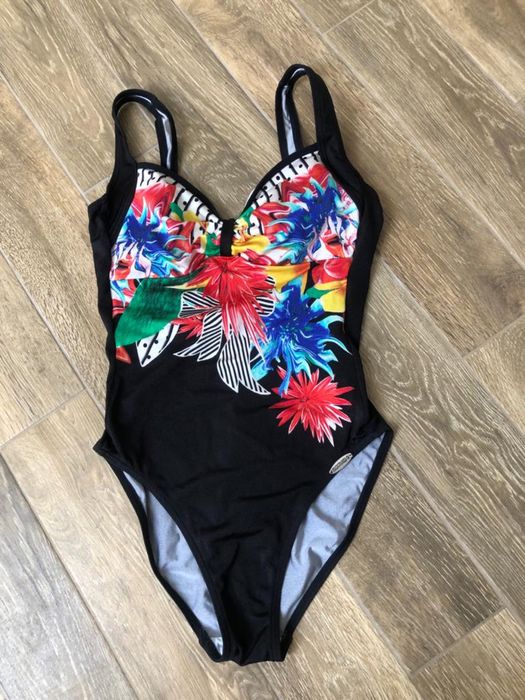 Jednoczęściowy strój Sunflair 38 D