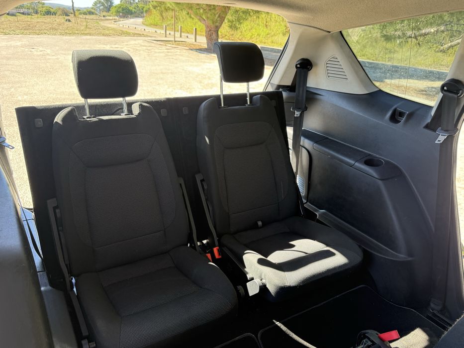 Ford s max.  Motor 2000cc