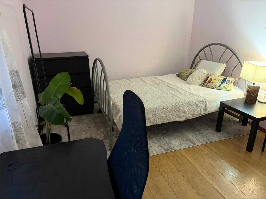 Quarto Bairro das Parretas, Braga. 300eu/mês + despesas(menos de 20eu)