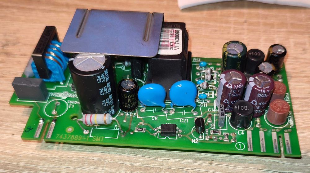 VIESSMANN Schaltnetzteil SP102-A10 NR1/NRC 230V