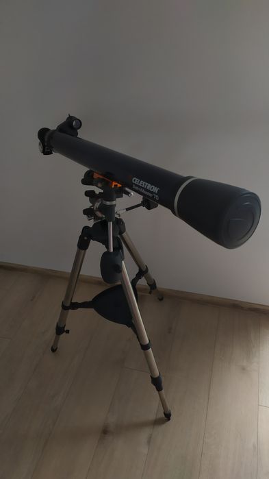Teleskop Celestron AstroMaster 70EQ