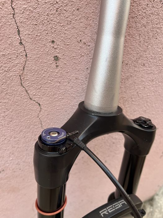 Suspensão Rock Shox REBA 100mm