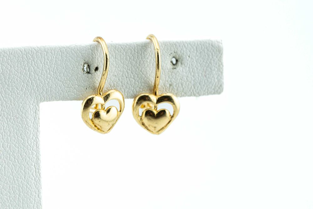 Romantyczne lekkie kolczyki serduszka złoto 585 bigiel zamknięty