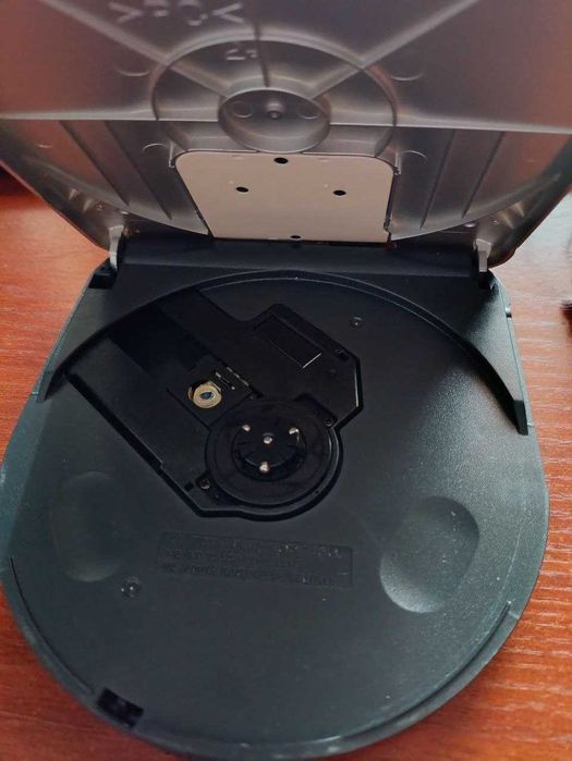 CD player Sony D-E551